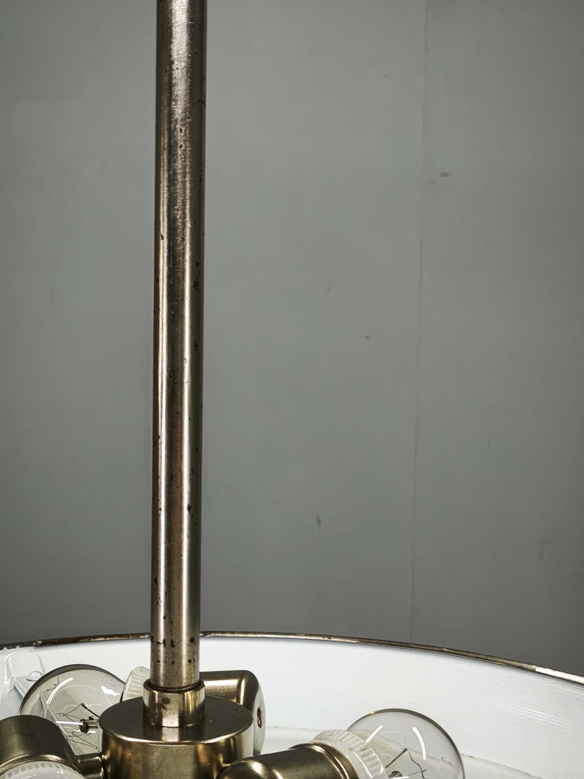Bauhaus chromen en glazen hanglamp uit de jaren 1930, afkomstig uit Tsjecho-Slowakije photo vintage