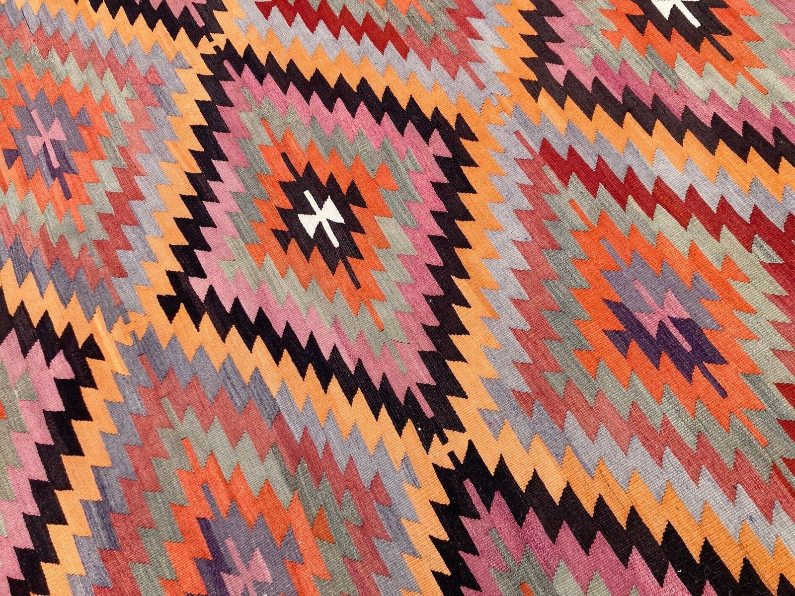 photo for sale Vintage Anatolisch Kilim 2,75m x 1,97m