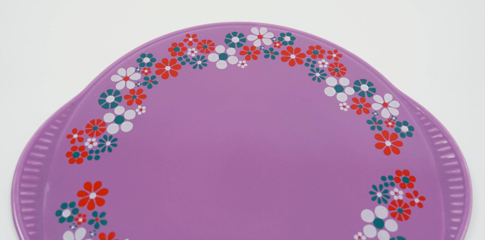 Plat à gâteau Staffel Keramik, glaçure violette à décor floral, années 1970 photo vinterior