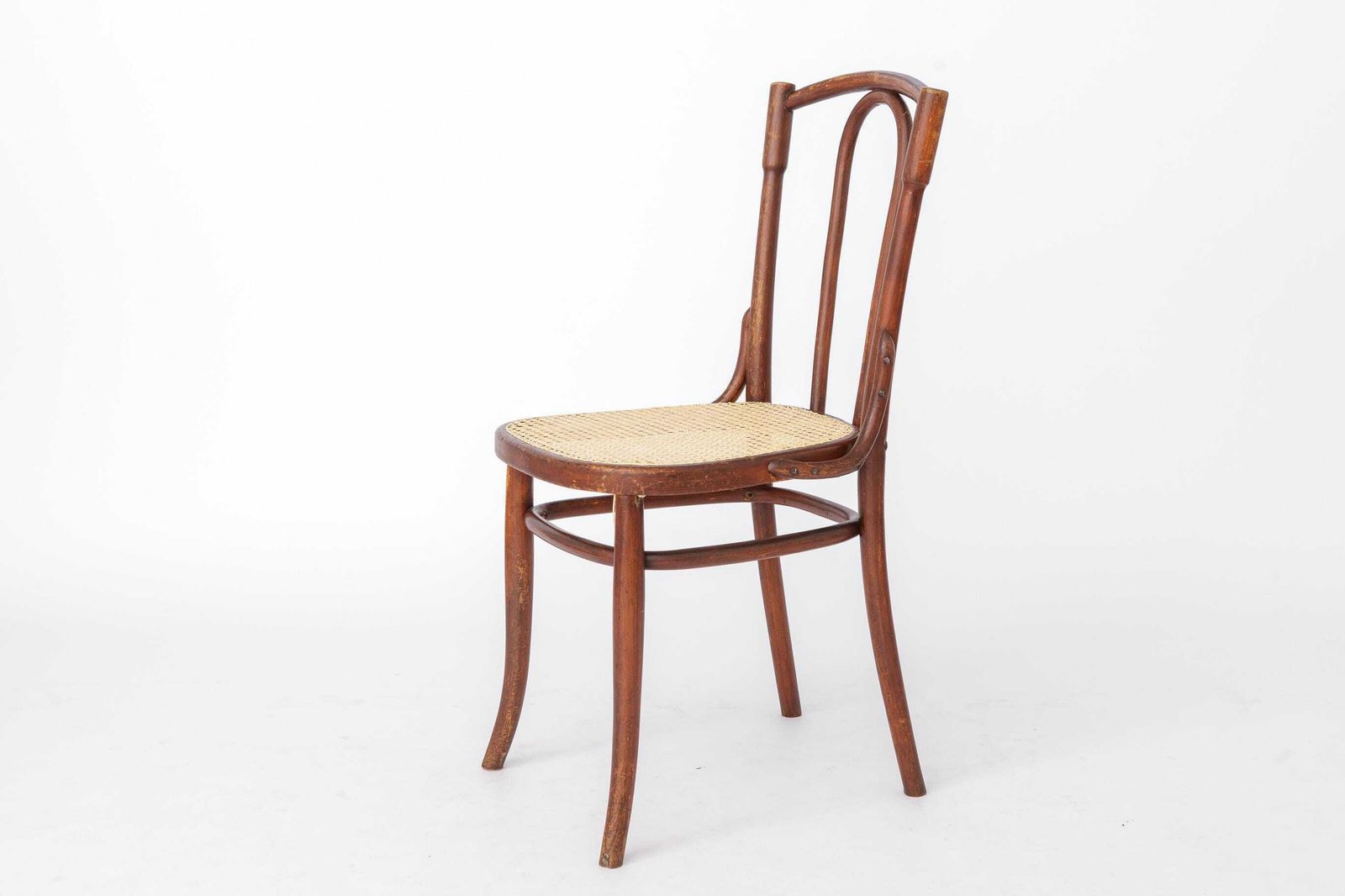 Antieke buighouten stoel in de stijl van Thonet No. 56 | Oostenrijkse rotanstoel | jaren 1930 photo 358.0