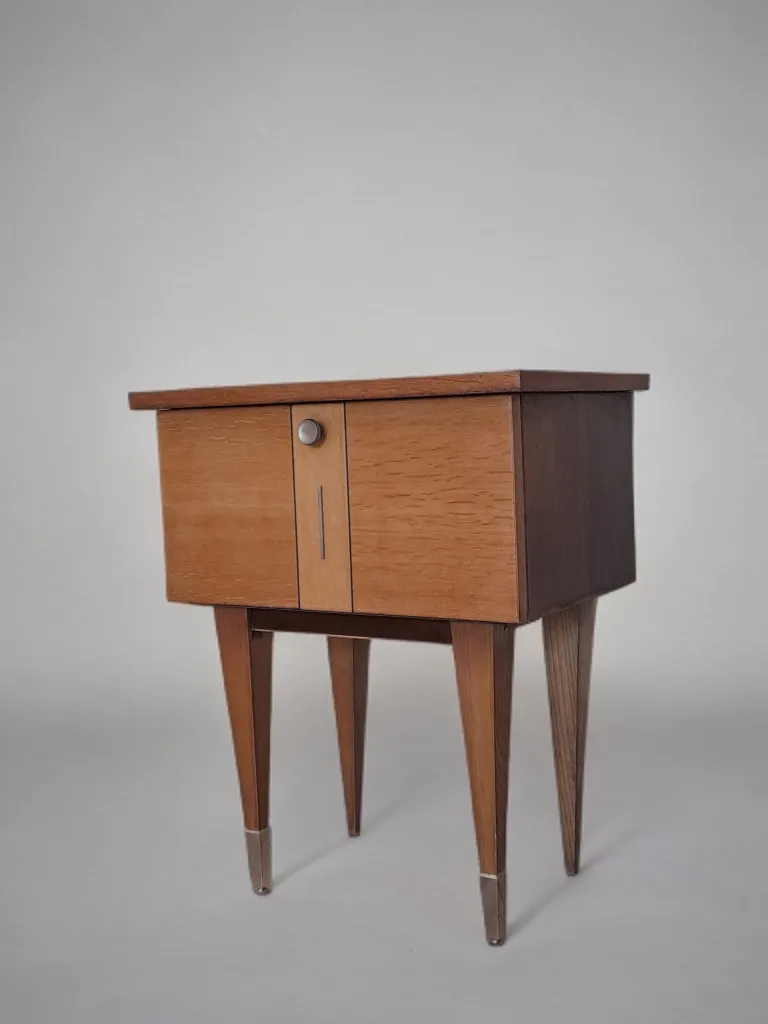 Table de chevet française mid-century, années 1950 photo for sale