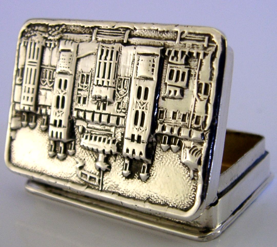 English Cast Solid Silver Windsor Castle Top Box 1977 photo furniture