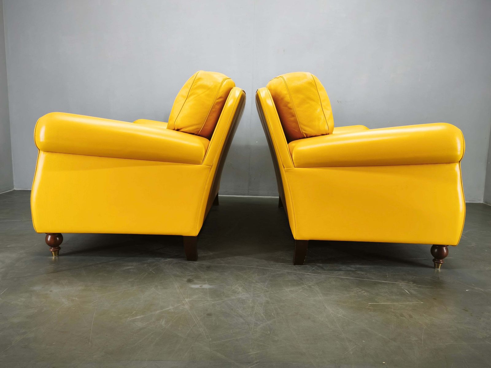 Pair Of Poltrona Frau George Leather Sofas, Italy, 1992 photo vinterior