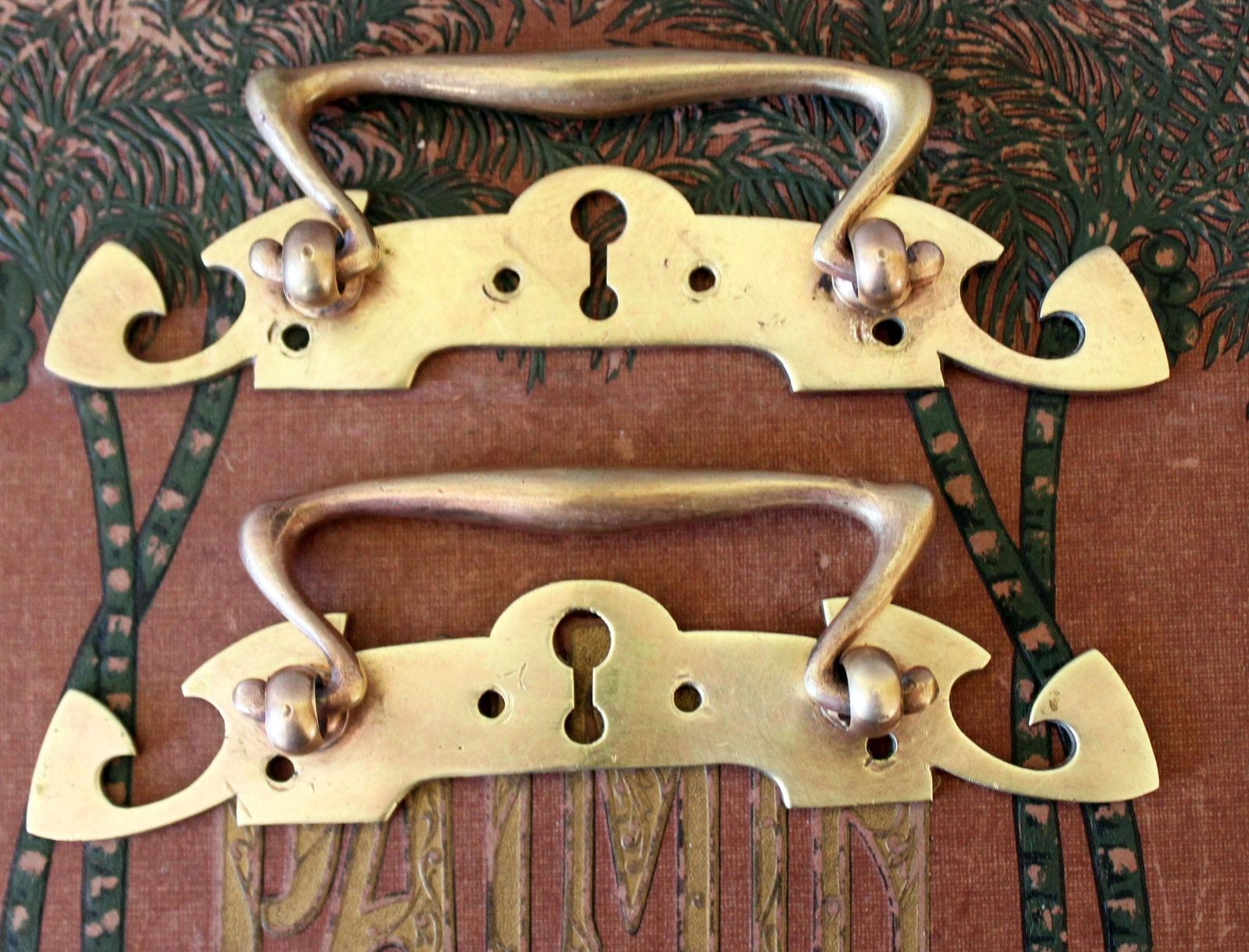 Set Of 2 Art Nouveau, Bauhaus, Jugendstil Heavy Bronze Drawer Pull And Escutcheon Keyhole Cover, Movable Handle, Hardware Furniture photo vinterior