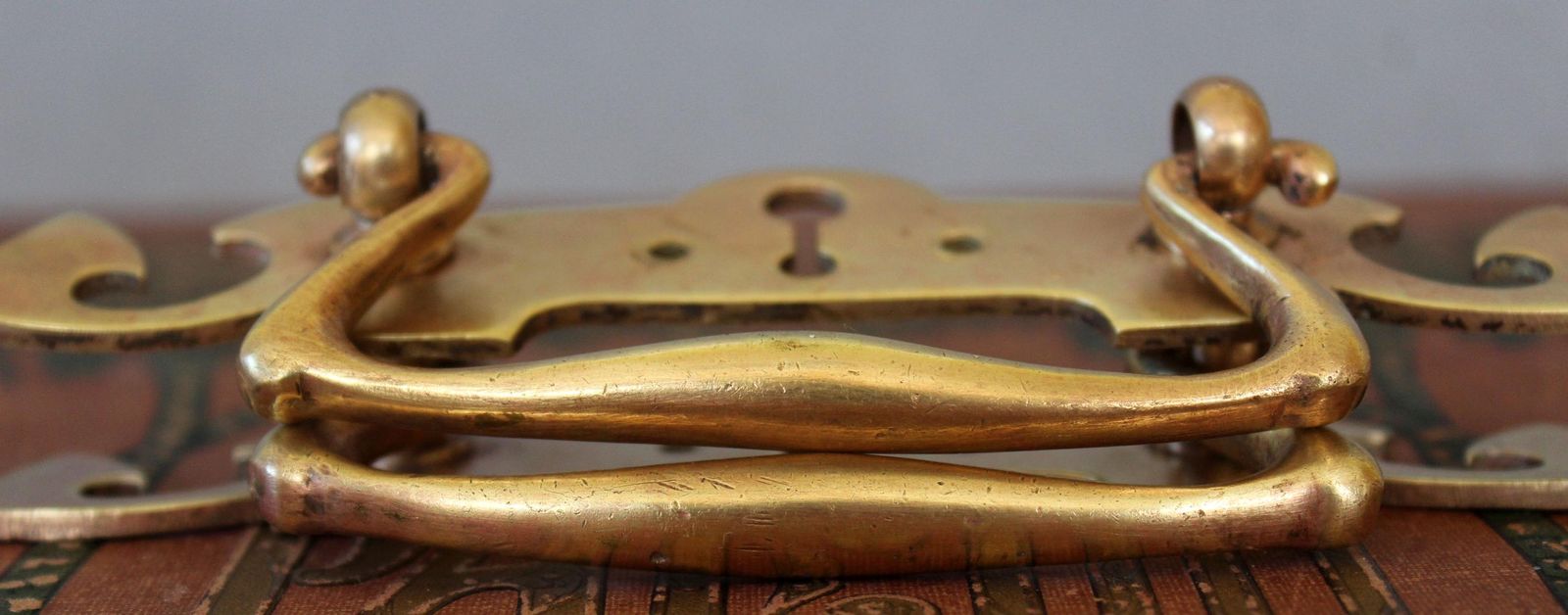 photo furniture Set Of 2 Art Nouveau, Bauhaus, Jugendstil Heavy Bronze Drawer Pull And Escutcheon Keyhole Cover, Movable Handle, Hardware Furniture