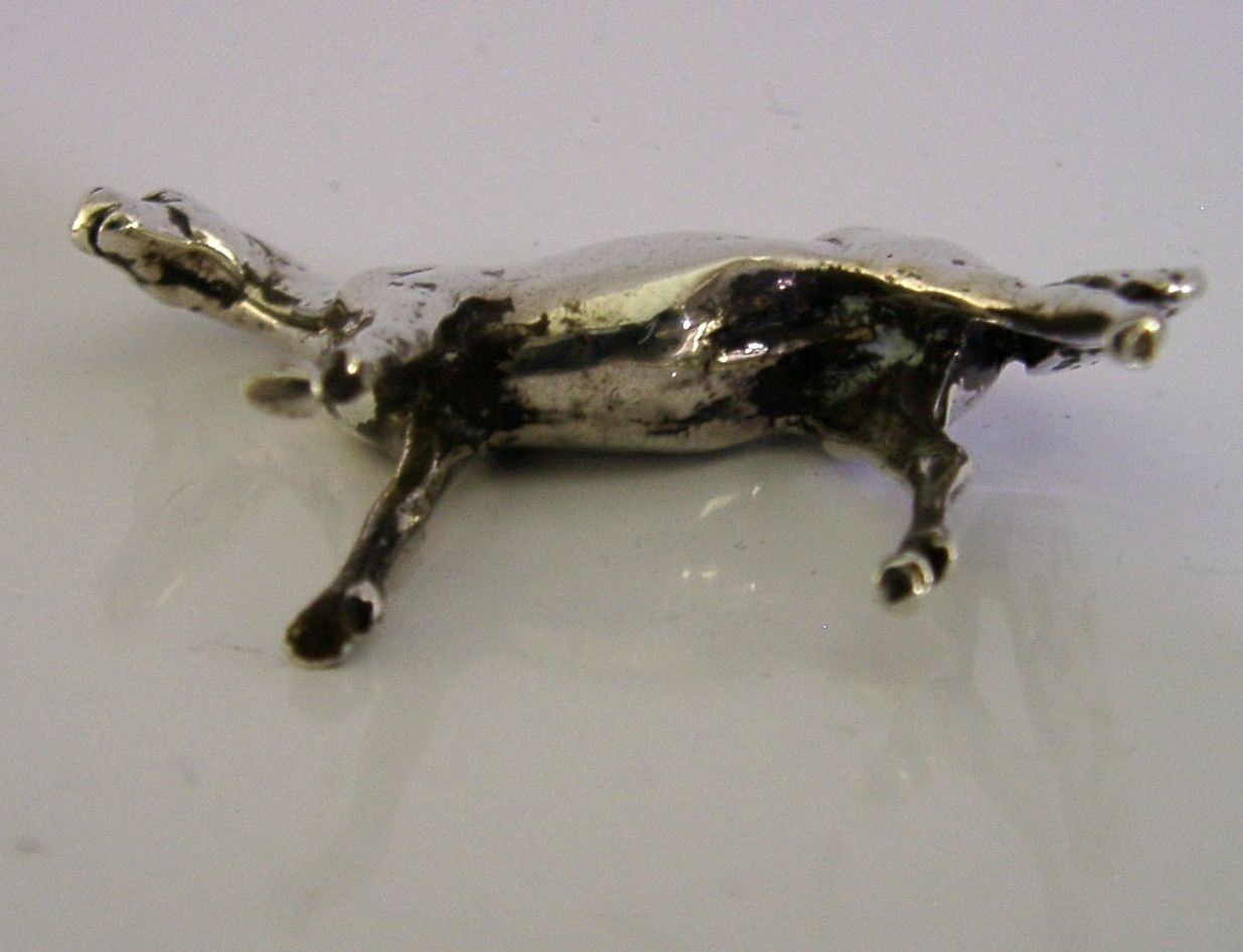 Massief sterling zilveren paardenbeeldje, 2,25 inch, begin 20e eeuw photo for sale