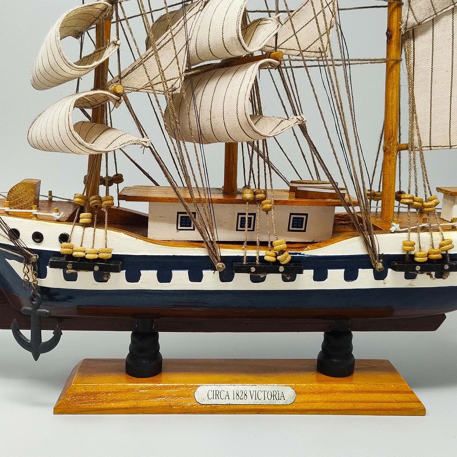Jaren 1970 "Circa Victoria 1828" scheepsmodel. Made In England photo vintage