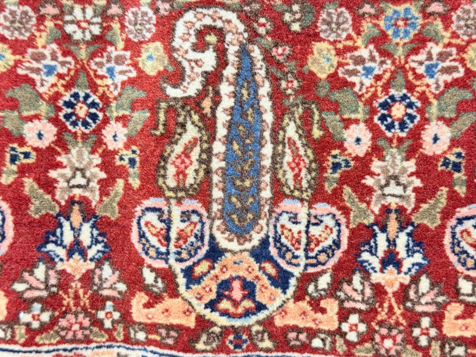 Tapis turc Arbre de Vie noué à la main, 134 × 196 cm, laine et coton photo vintage