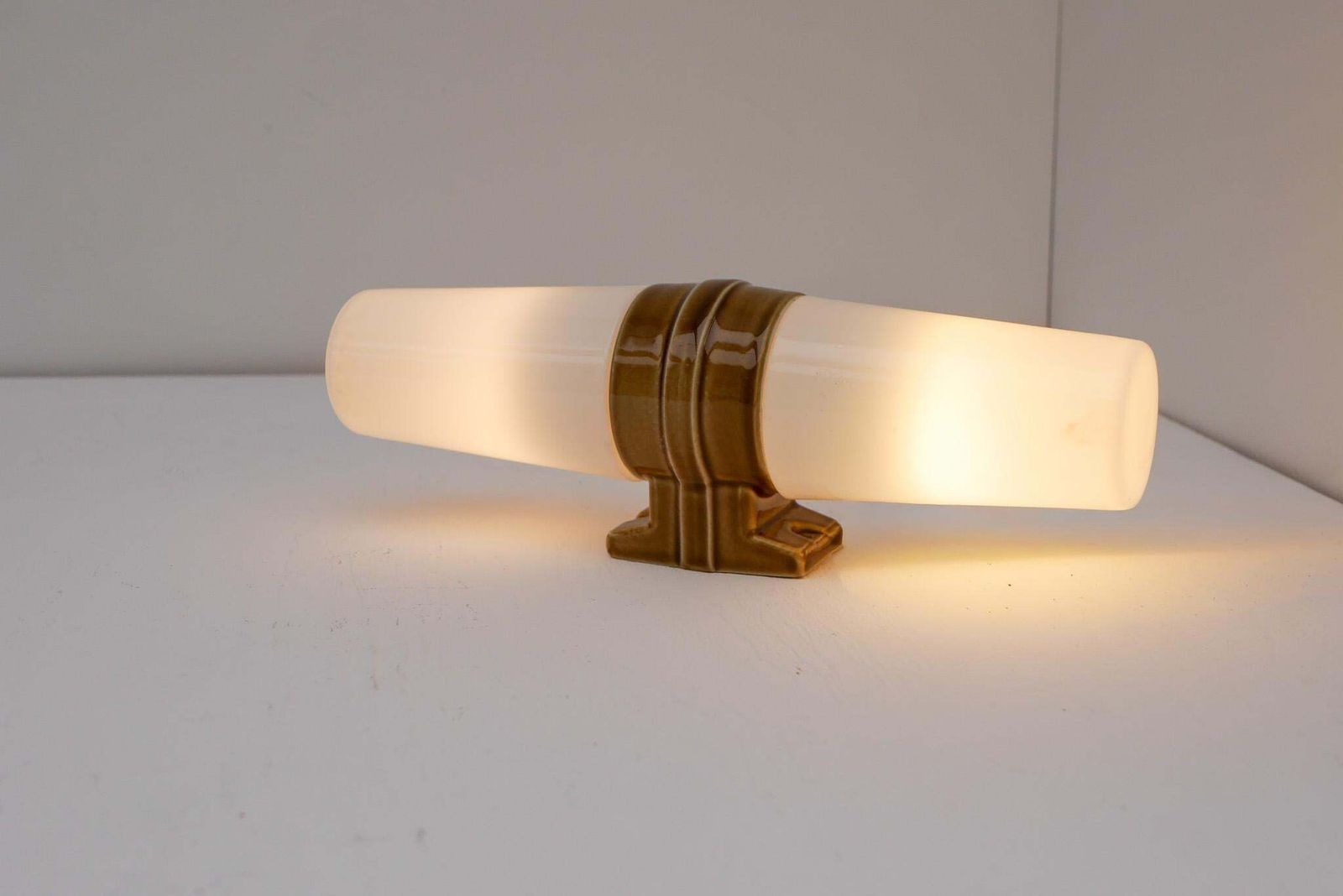 photo vinterior Vintage Porcelain Bathroom Light By Sigvard Bernadotte For Ifö Circa 1960s