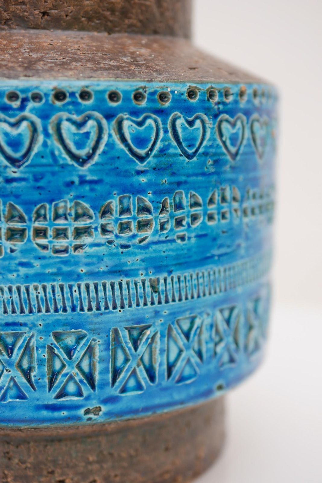 Bitossi Pottery Vase, Rimini Blue, By Aldo Londi, Italy photo 270.0