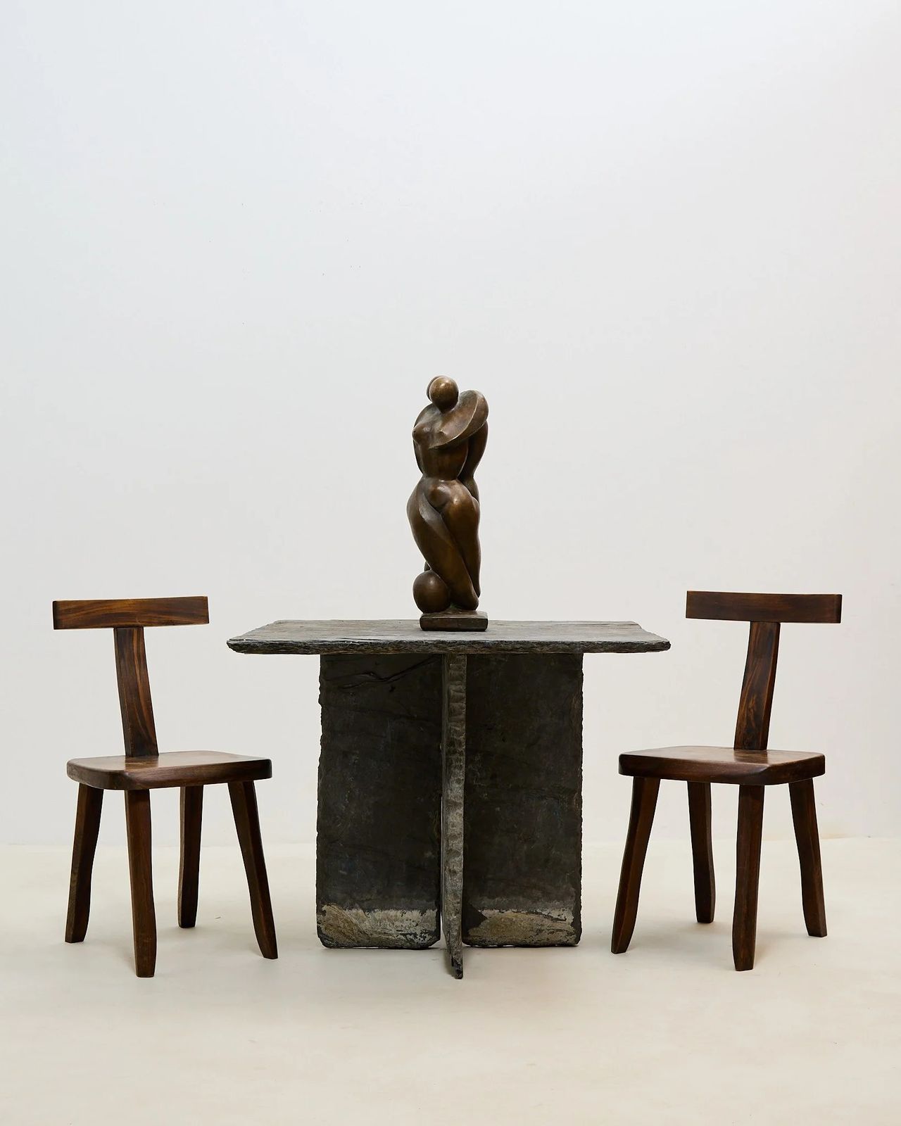 Riven Slate tafel, jaren 1930 photo Meubels