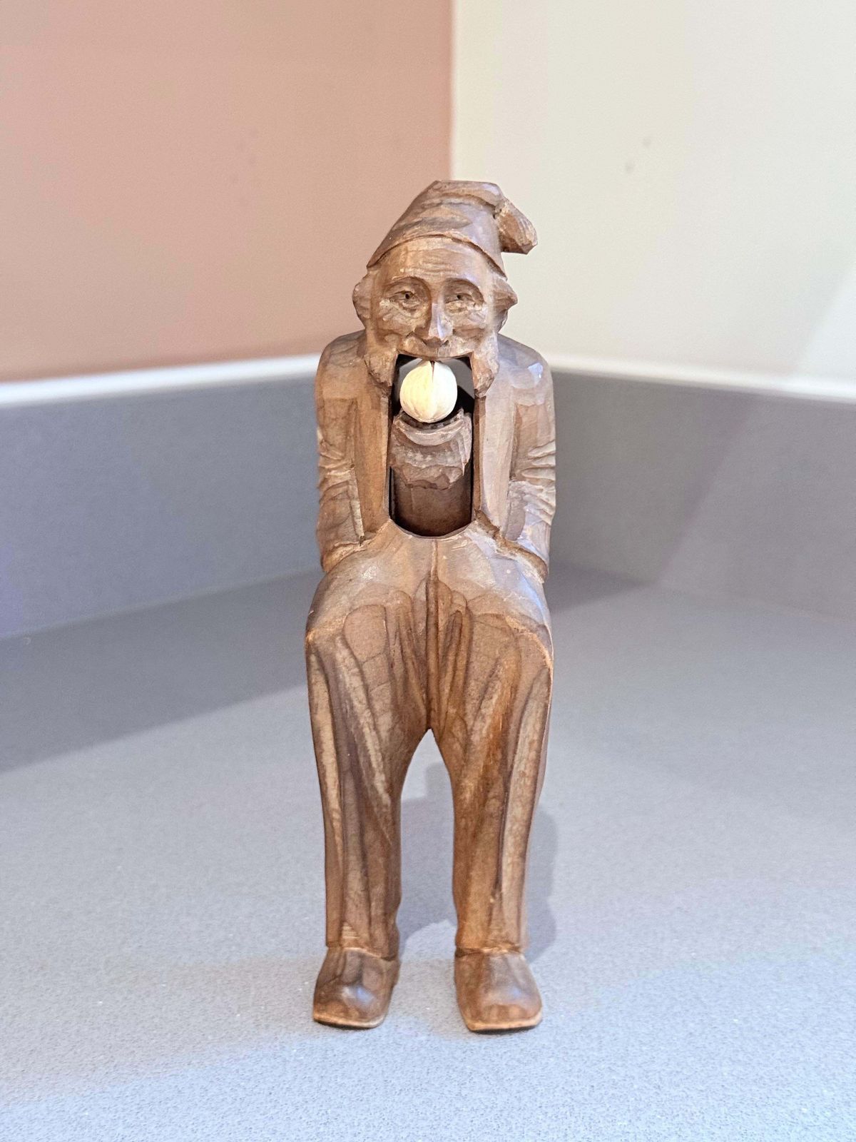 photo vinterior Antique Wooden Nutcracker Figure European Black Forest Hand Carved Lux Folk Art