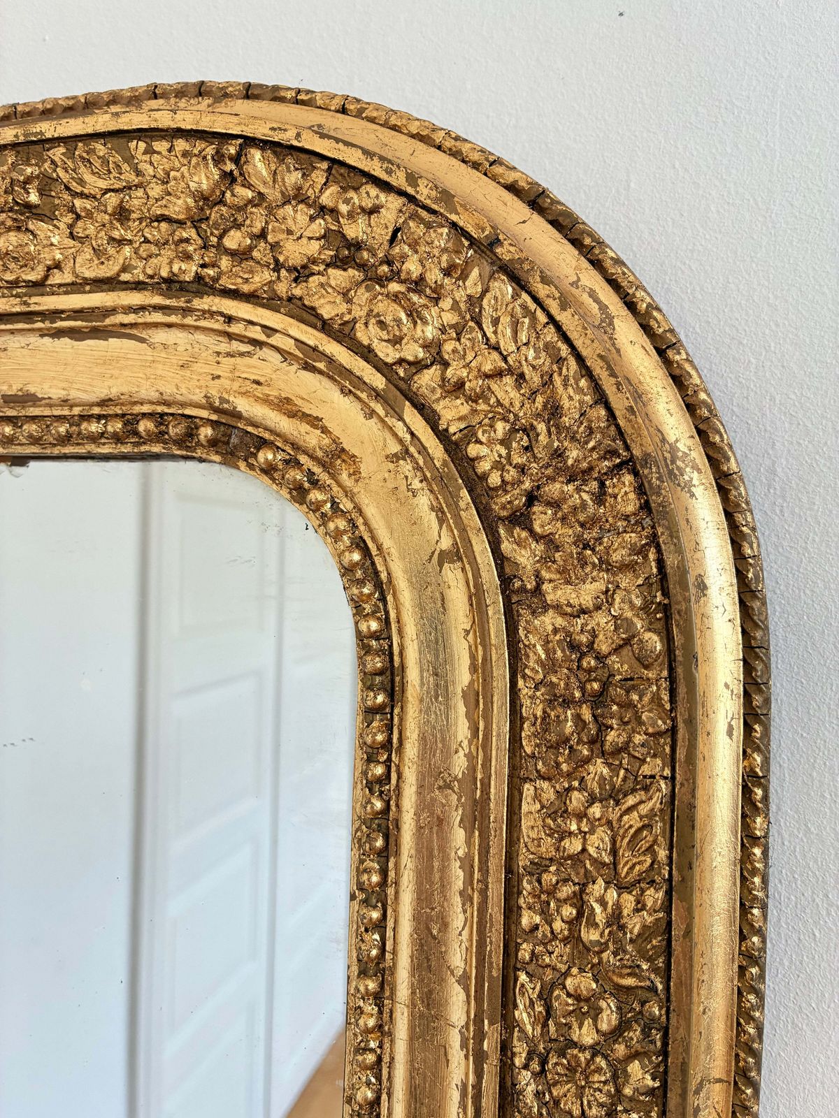 Grote antieke Franse Louis-Philippe spiegel in verguld hout - eind 19e eeuw photo furniture