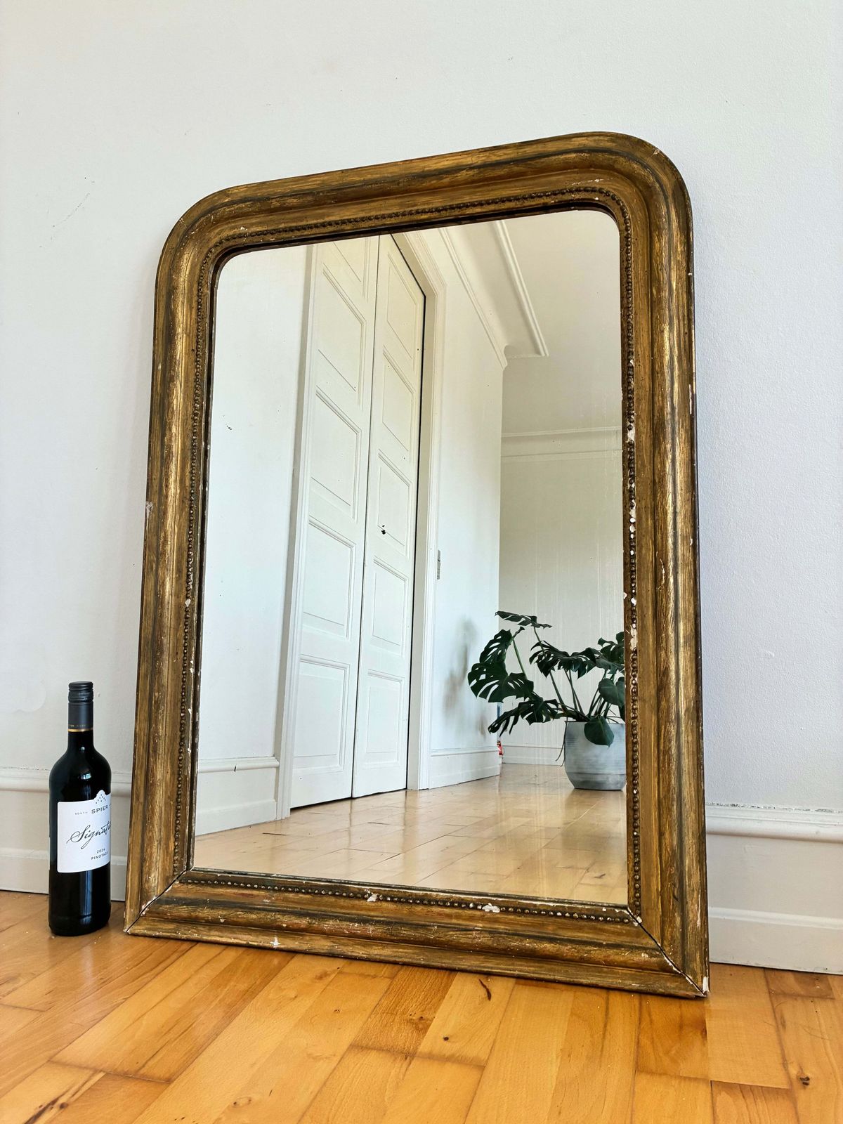 Grote antieke Franse Louis-Philippe spiegel in verguld hout - eind 19e eeuw photo Woonaccessoires