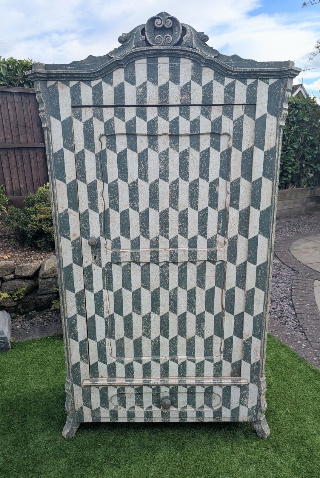 photo furniture Mid Late 19th Century Italian Pine Painted Wardrobe Delivery Available 0366