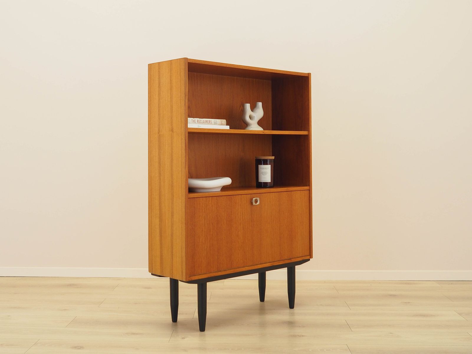 Deense teakfineer boekenkast met bar en verstelbare planken, jaren 1970. photo 713.0