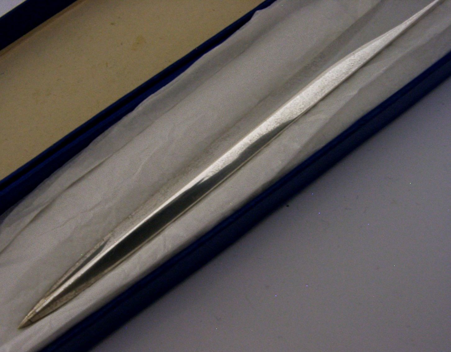 Sterling Silver Desk Letter Envelope Opener 1977 Boxed Silver Jubilee 58g photo vinterior