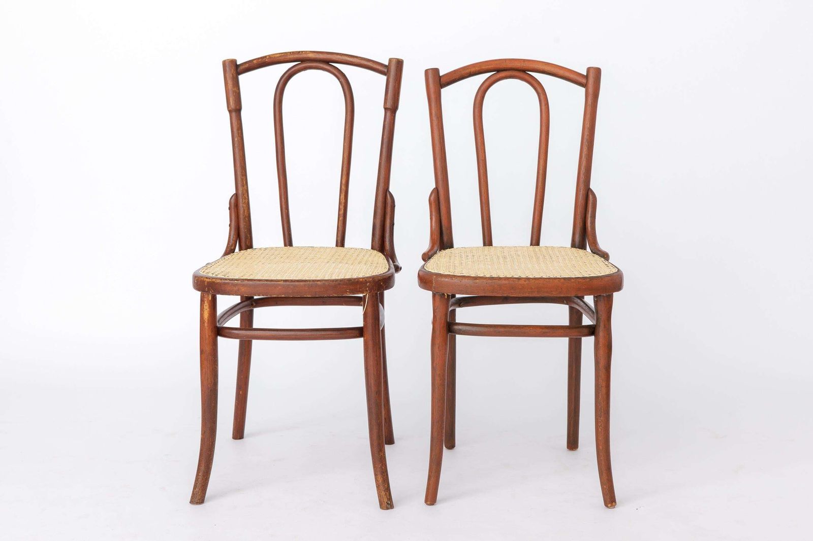 photo for sale Antiek Bentwood-stoel in de stijl van Thonet No. 56 | Oostenrijkse rotan bistrostoel | jaren 1930