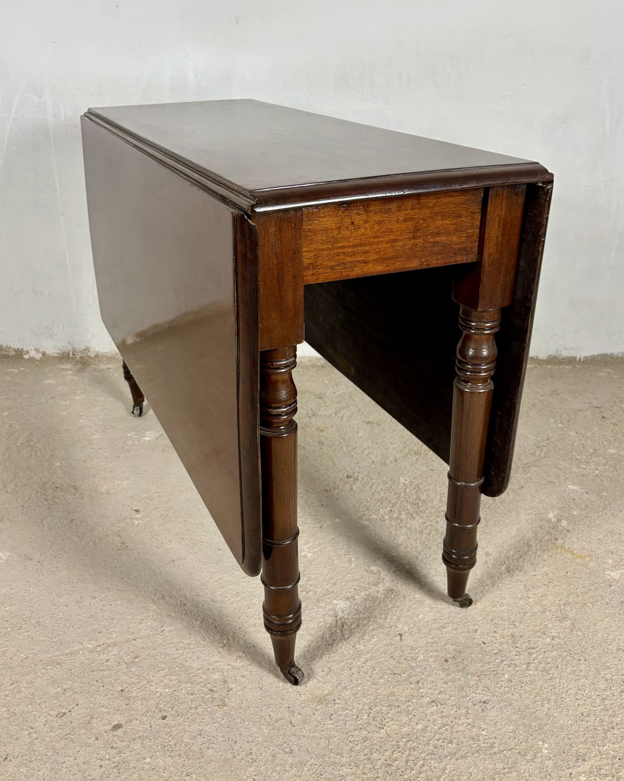 Spaanse klaptafel eettafel, ca. jaren 1930 photo 2610.0