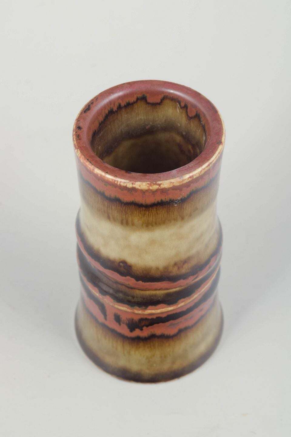 Olle Andersson voor Rörstrand. Stoneware vaas met veelkleurig glazuur, jaren 1960/70 photo furniture