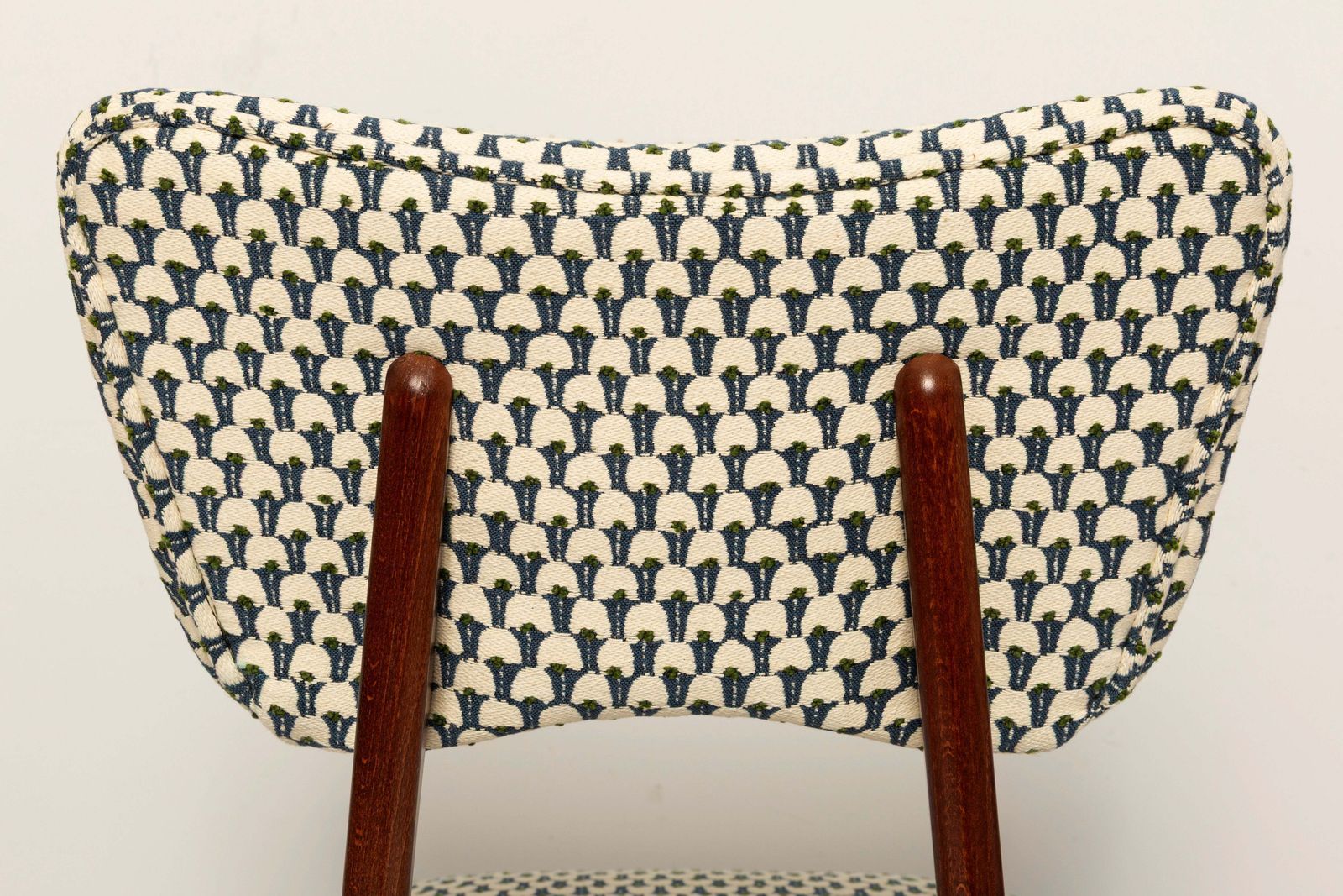 photo for sale Mid Century Butterfly Chair, White And Blue Jacquard, Walnut Wood, Europe, 1960s