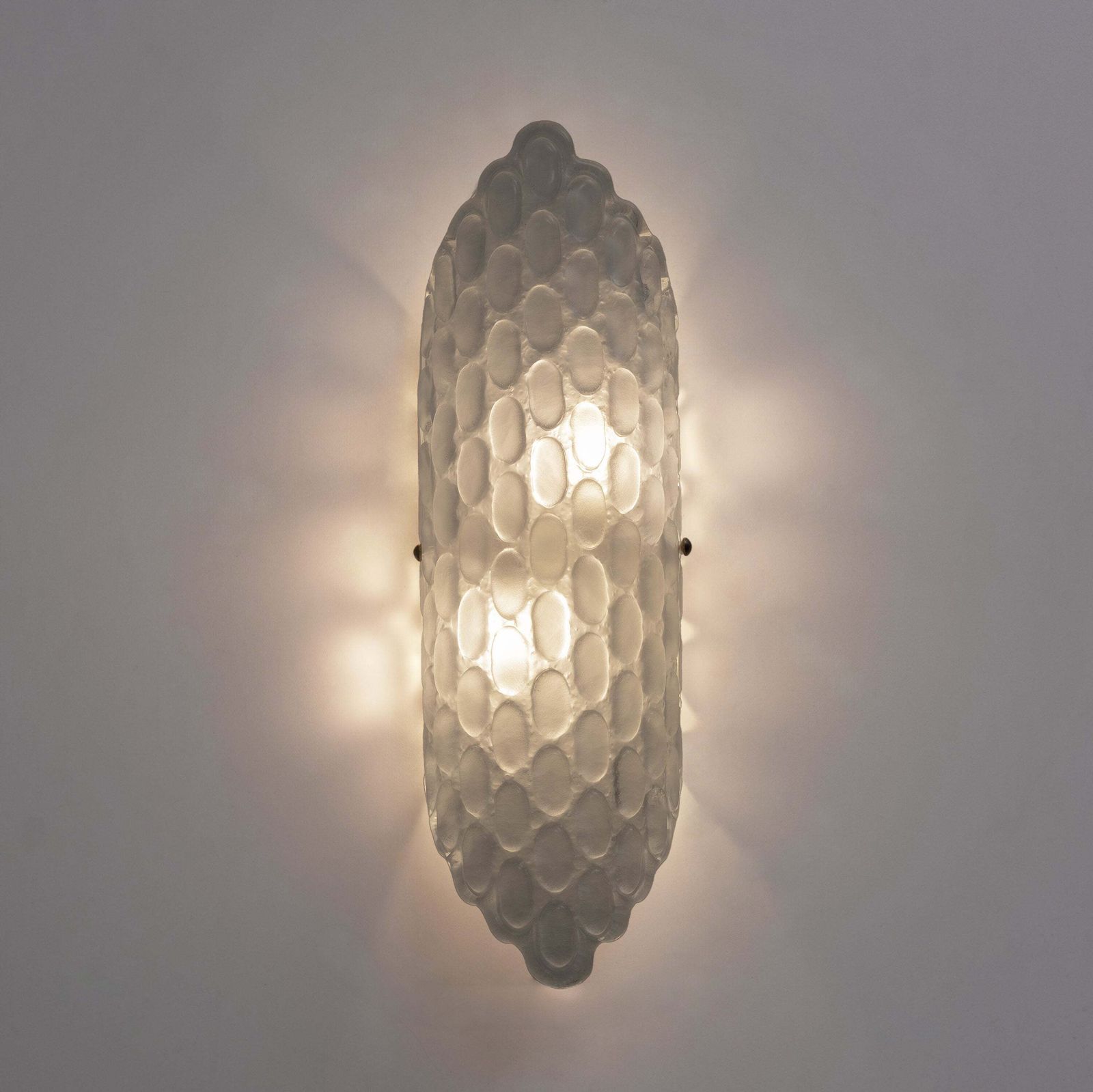 Paar Murano Glazen Wandlampen van Helder Glas met Reliëfdecor photo Verlichting
