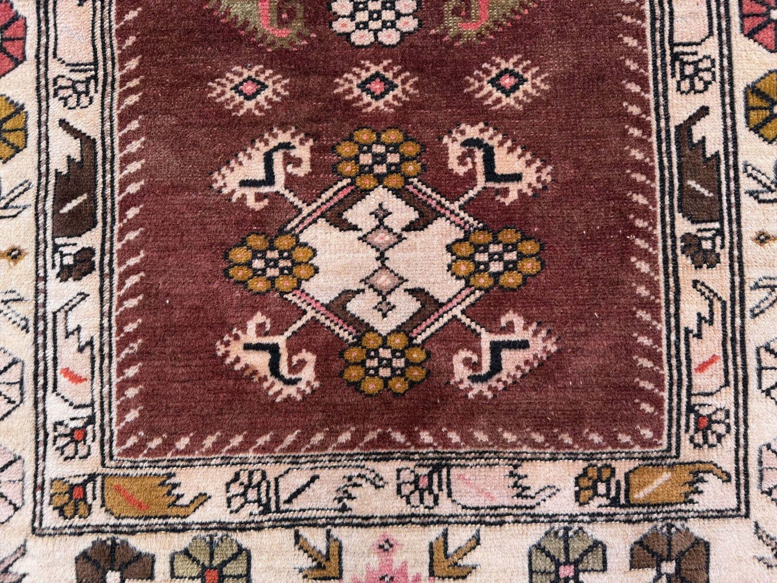 photo for sale Turkish Milas Rug 116x200 Cm Handmade Vintage Carpet Ushak