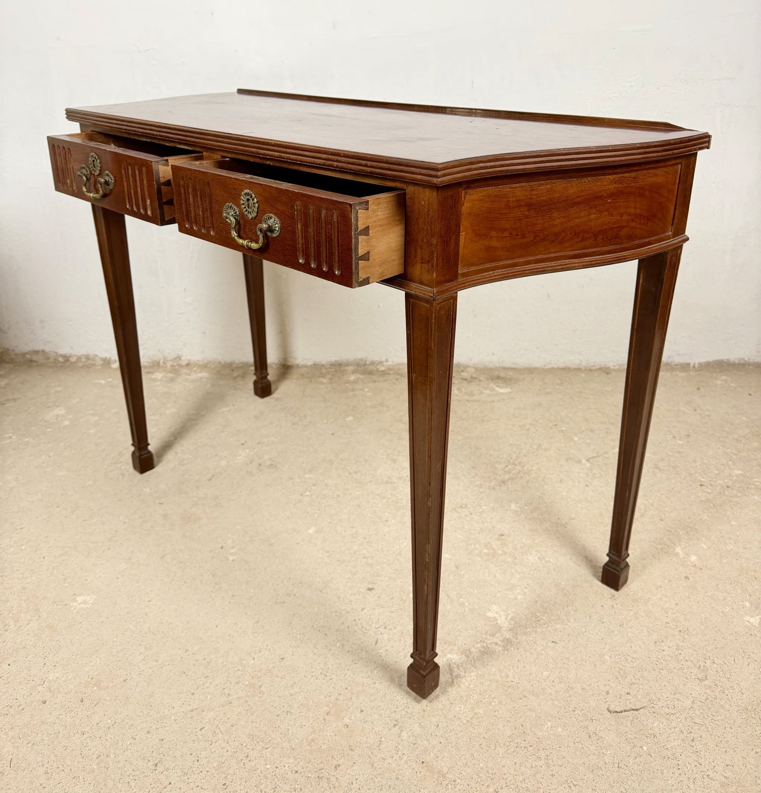 Spaanse consoletafel met twee lades, ca. jaren 1980 photo buy