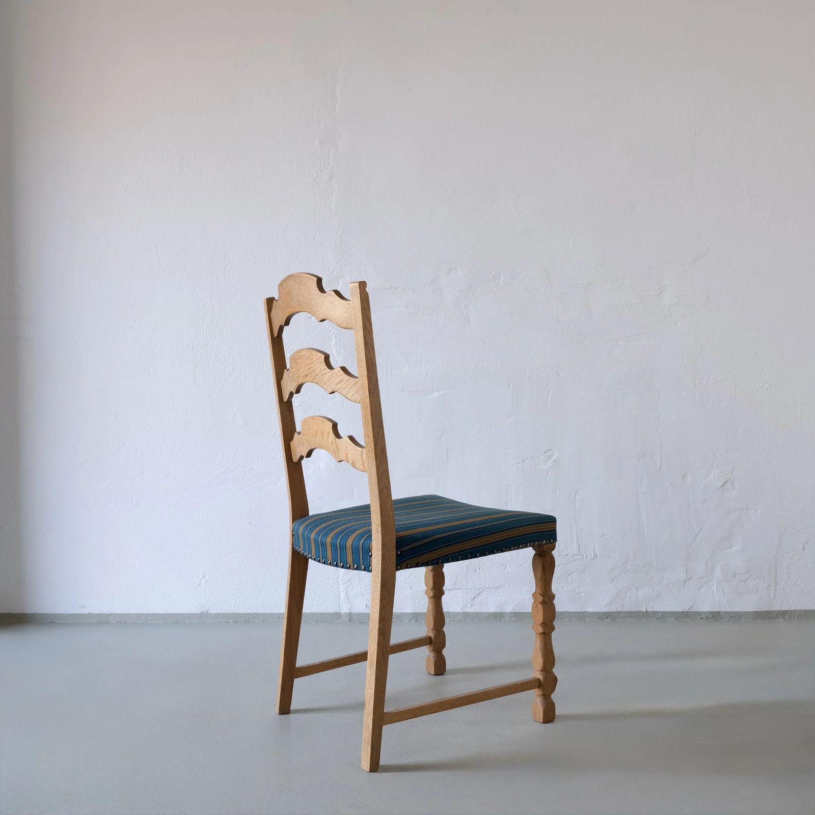 6 Ladder Back Chairs van Henning Kjaernulf, Denemarken, jaren 1950 photo 2144.0