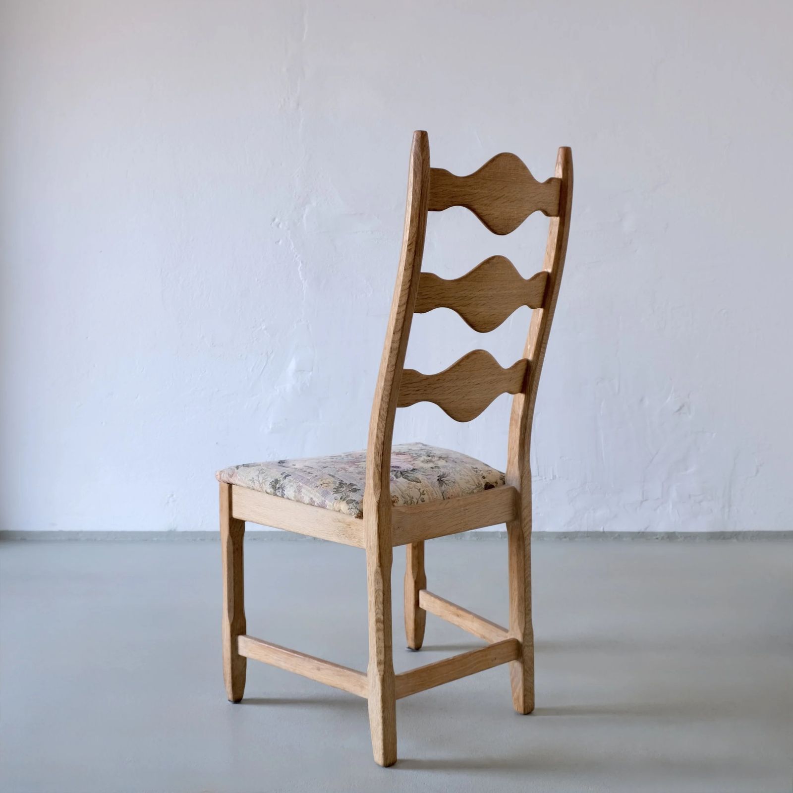 4 Ladder Back Eetkamerstoelen van Henning Kjaernulf, Denemarken, jaren 1950 photo 2144.0