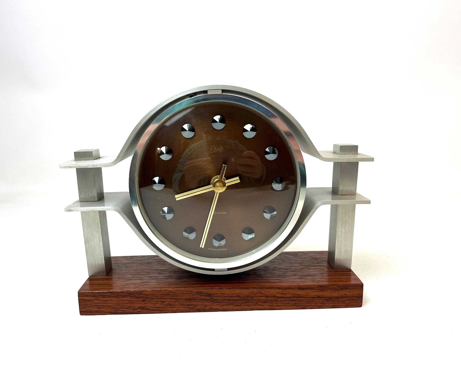 Horloge de bureau Space Age mid-century « Eyeball » en aluminium brossé sur pied en teck, Schatz, Allemagne, 1960 photo 634.0