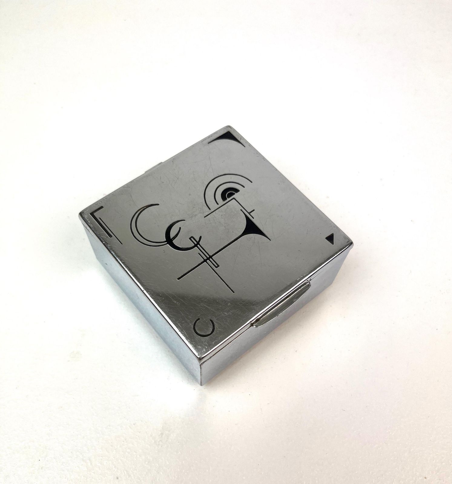 Rare Small Cubist Suprematism Enamel Bauhaus Art Deco Chrome Jewelry Box Germany 1930 photo vinterior