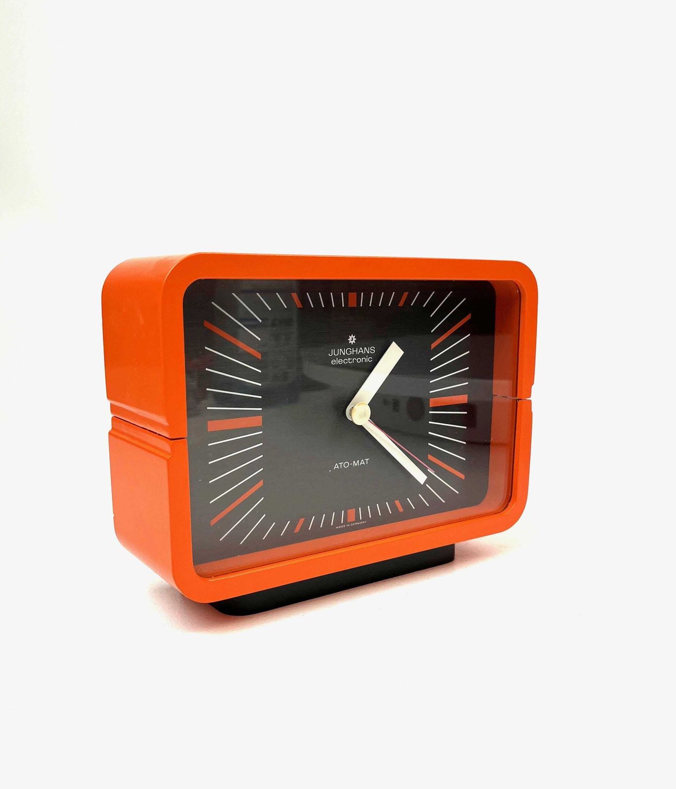 Horloge de bureau mid-century Space Age orange, années 1970, Junghans Ato Mat