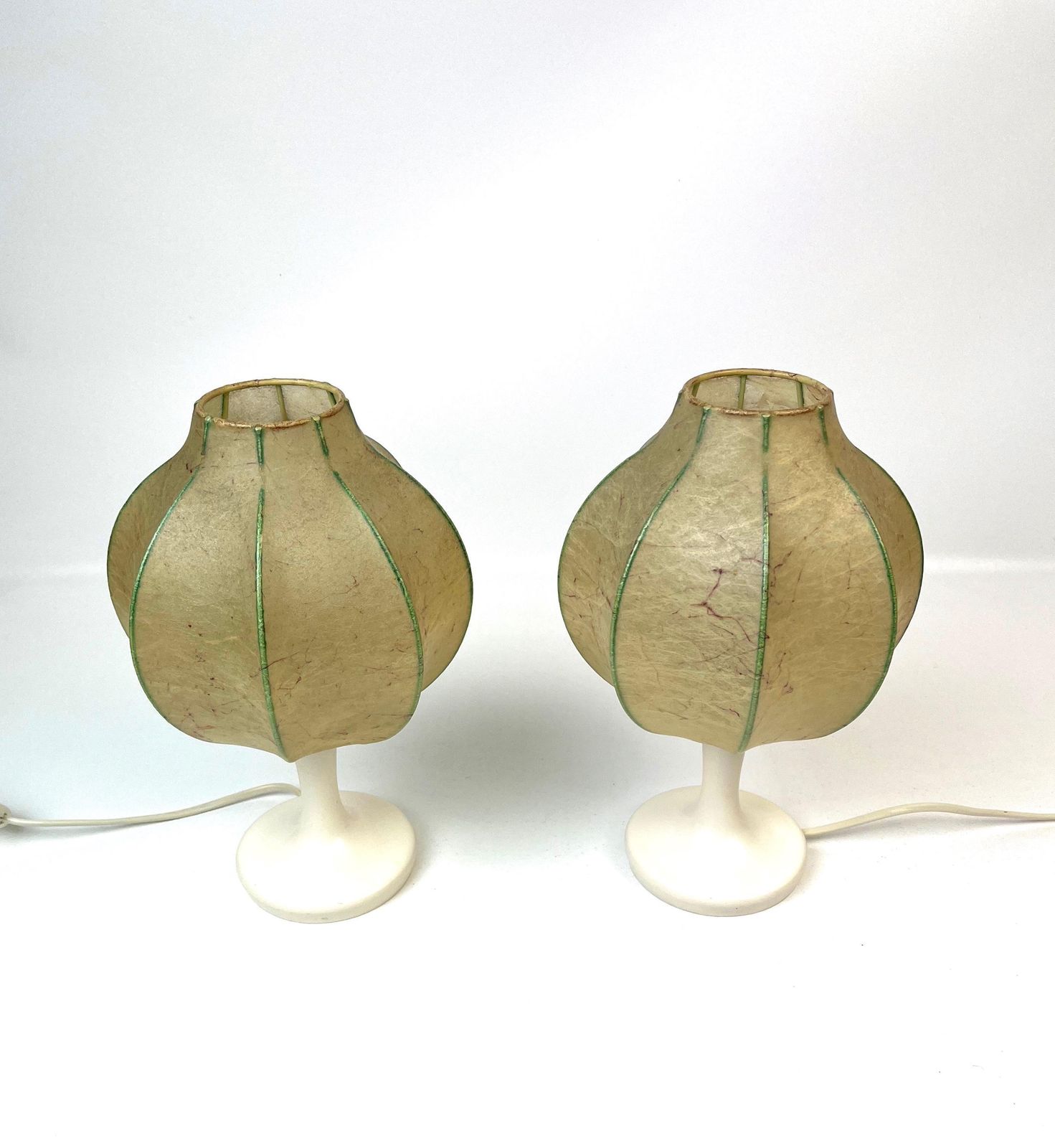 Paire de lampes de bureau mid-century Cocoon, par Friedel Wauer pour Goldkant photo for sale