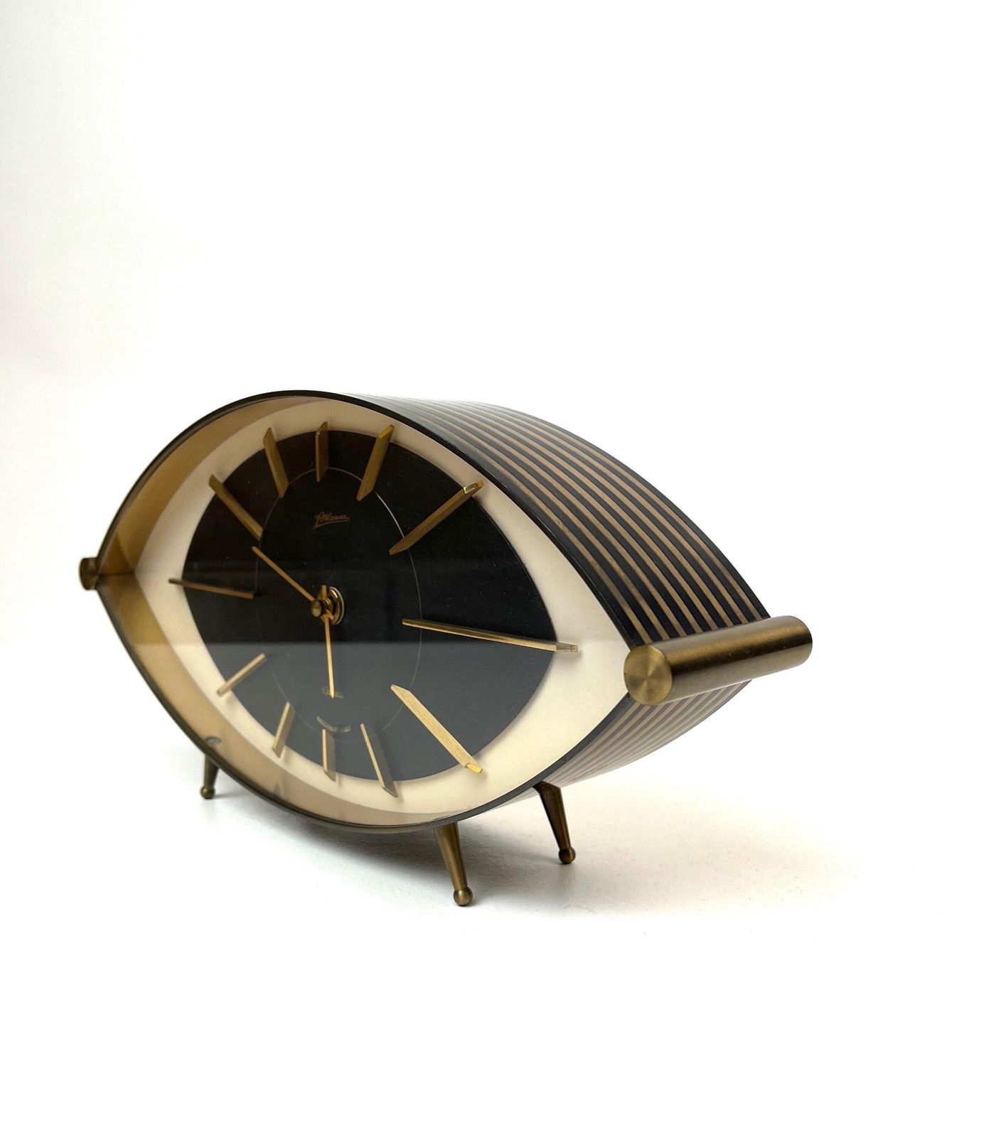 Horloge de bureau mid-century en laiton massif, forme globe, par Richard Rau Atlanta Germany, 1960 photo buy