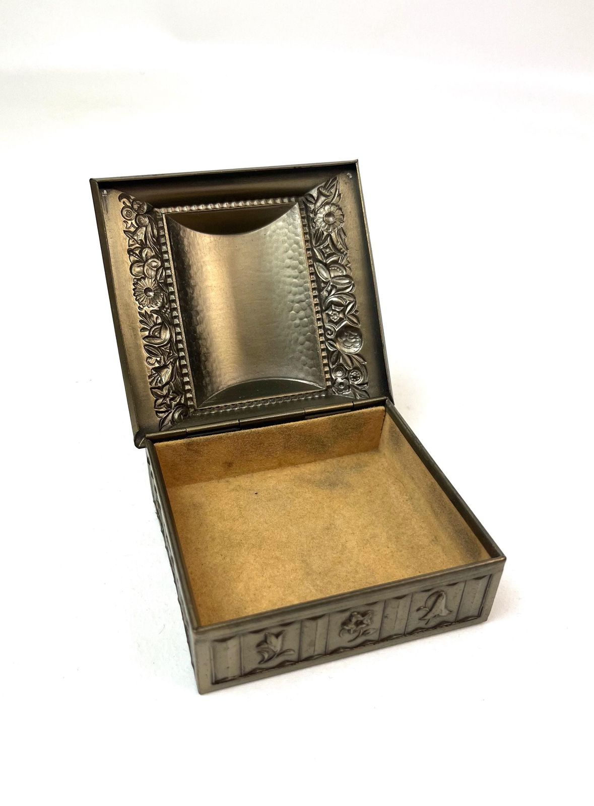 Zeldzame kleine art deco Bauhaus Vienna Secession sieradendoos van Dagobert Peche voor Dralle photo 215.0