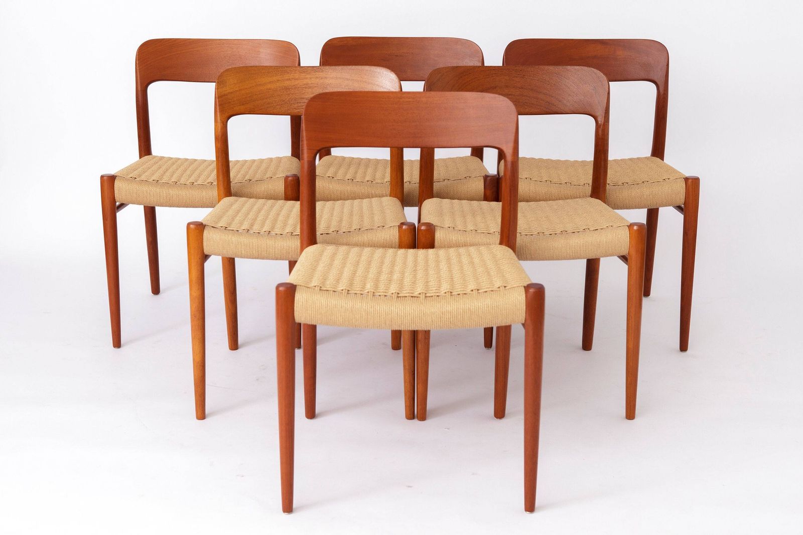 Grote set van 8 Niels Otto Møller teakhouten eetkamerstoelen, Model 75 (ca. jaren 1950), Deense papercord zittingen photo 5126.0