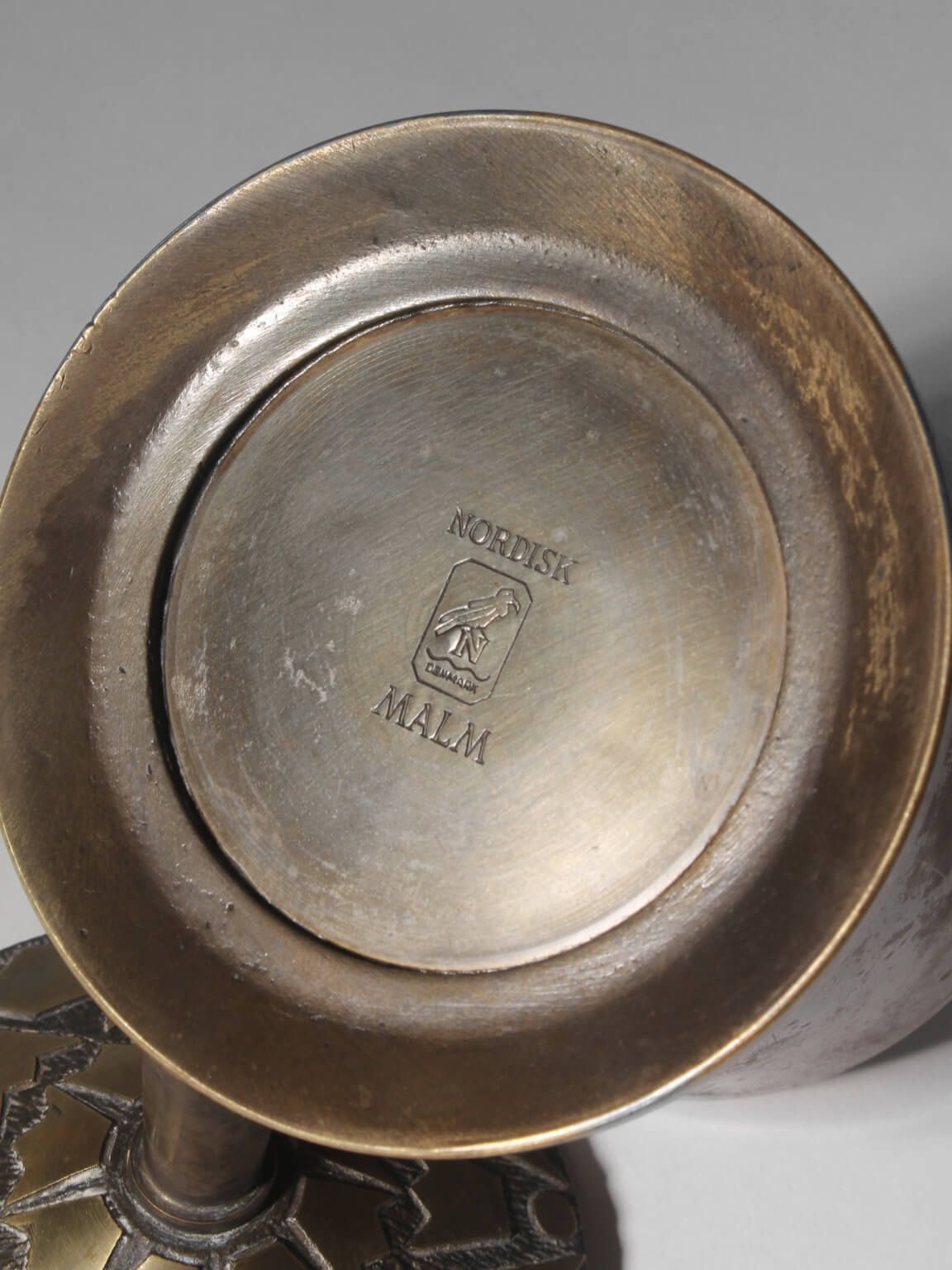Deens art deco bronzen pot met deksel van Nordisk Malm, jaren 1930 photo Woonaccessoires