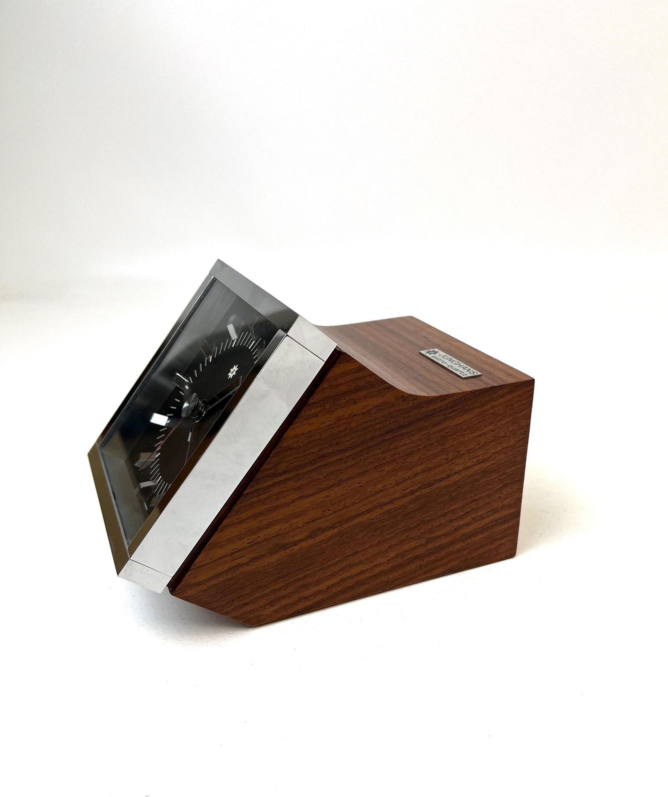Zeer zeldzame mid-century bureauklok, teak en chroom, Junghans Astro Quartz, Eames tijdperk, 1960 photo Woonaccessoires