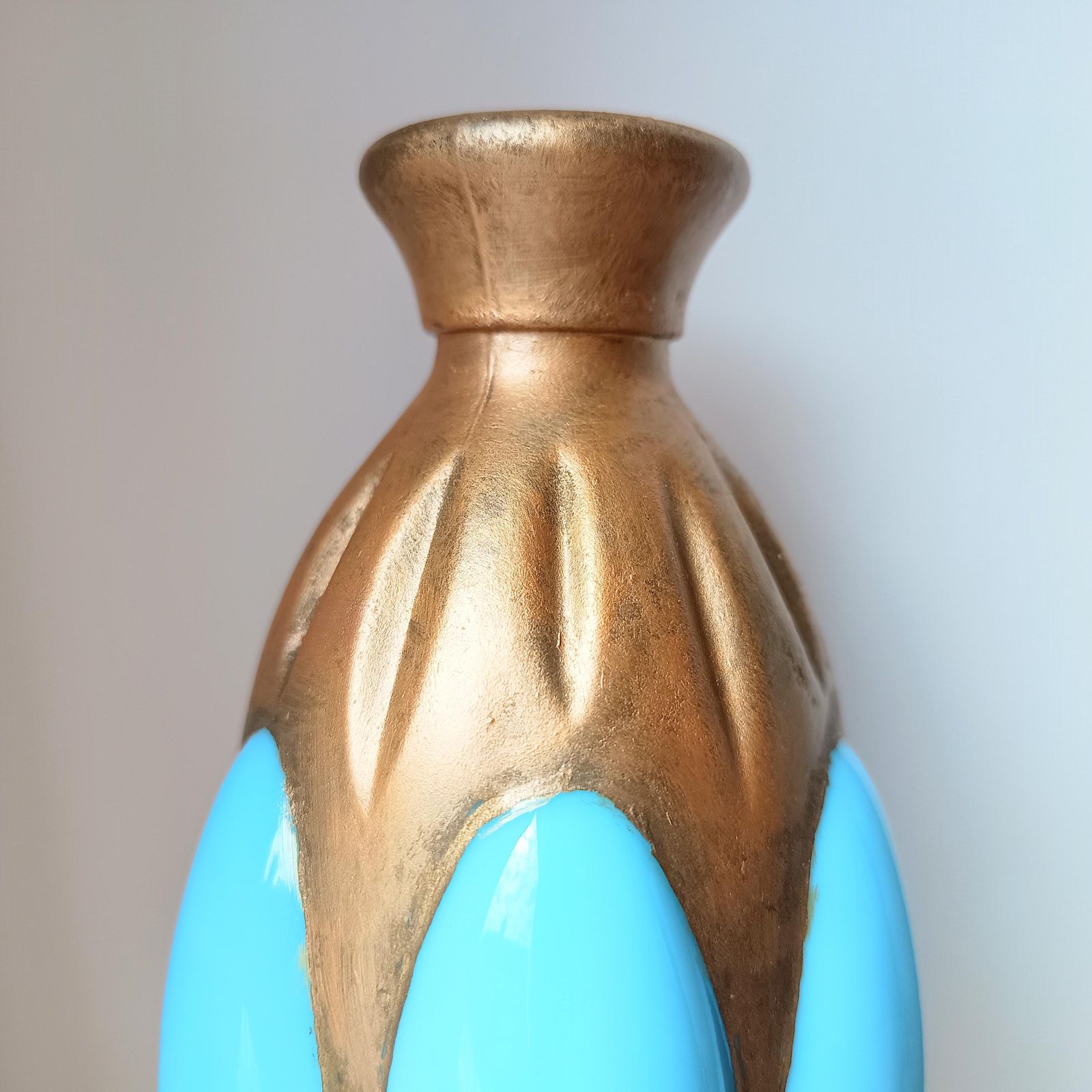photo furniture Antique French Blue Opaline Perfume Bottle – Portieux Vallerysthal "Melon" Mold 1000 C 1910