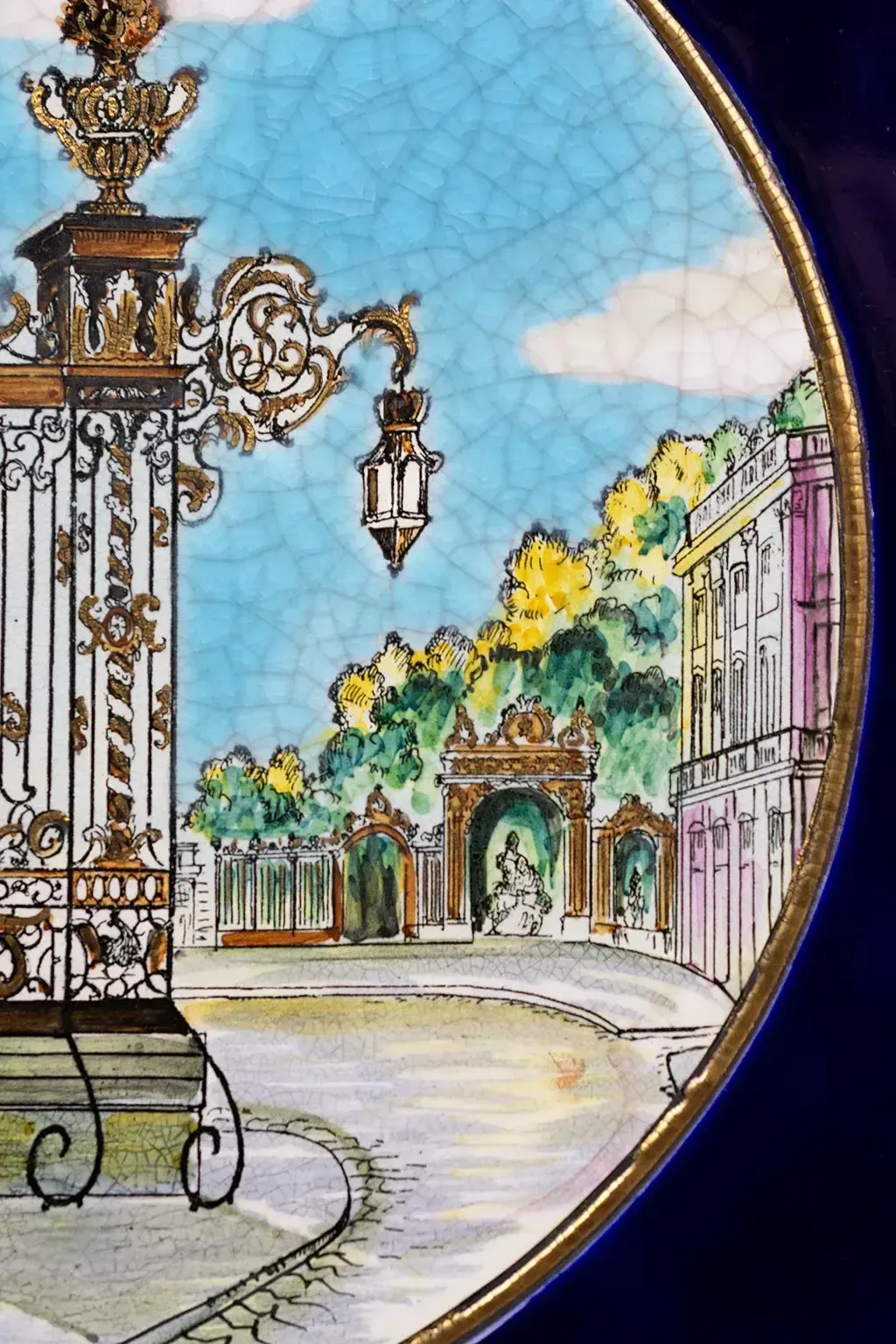 Large Longwy Enamel Platter – Stanislas Gate, Nancy – Polychrome Enamelled Ceramic photo vinterior