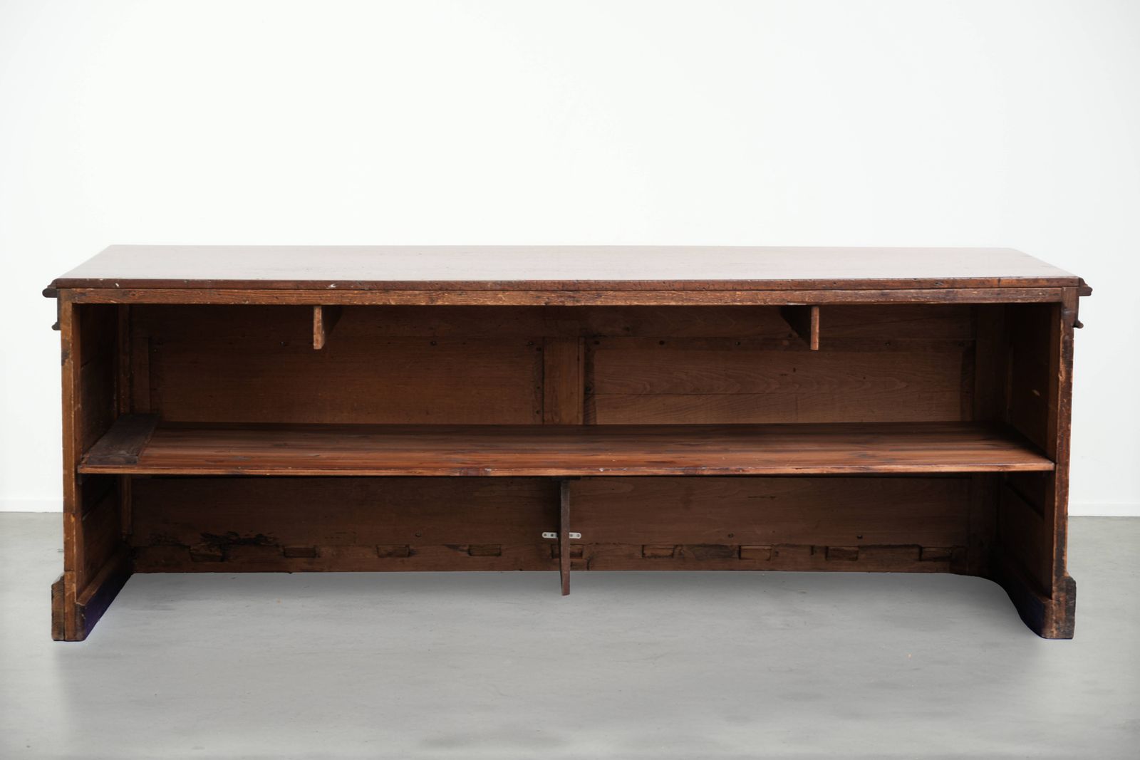 Large Antique English Shop Counter/Fabric Counter From The 19th Century With A Luxurious Appearance And Brass Rulers In The Top. photo Furniture