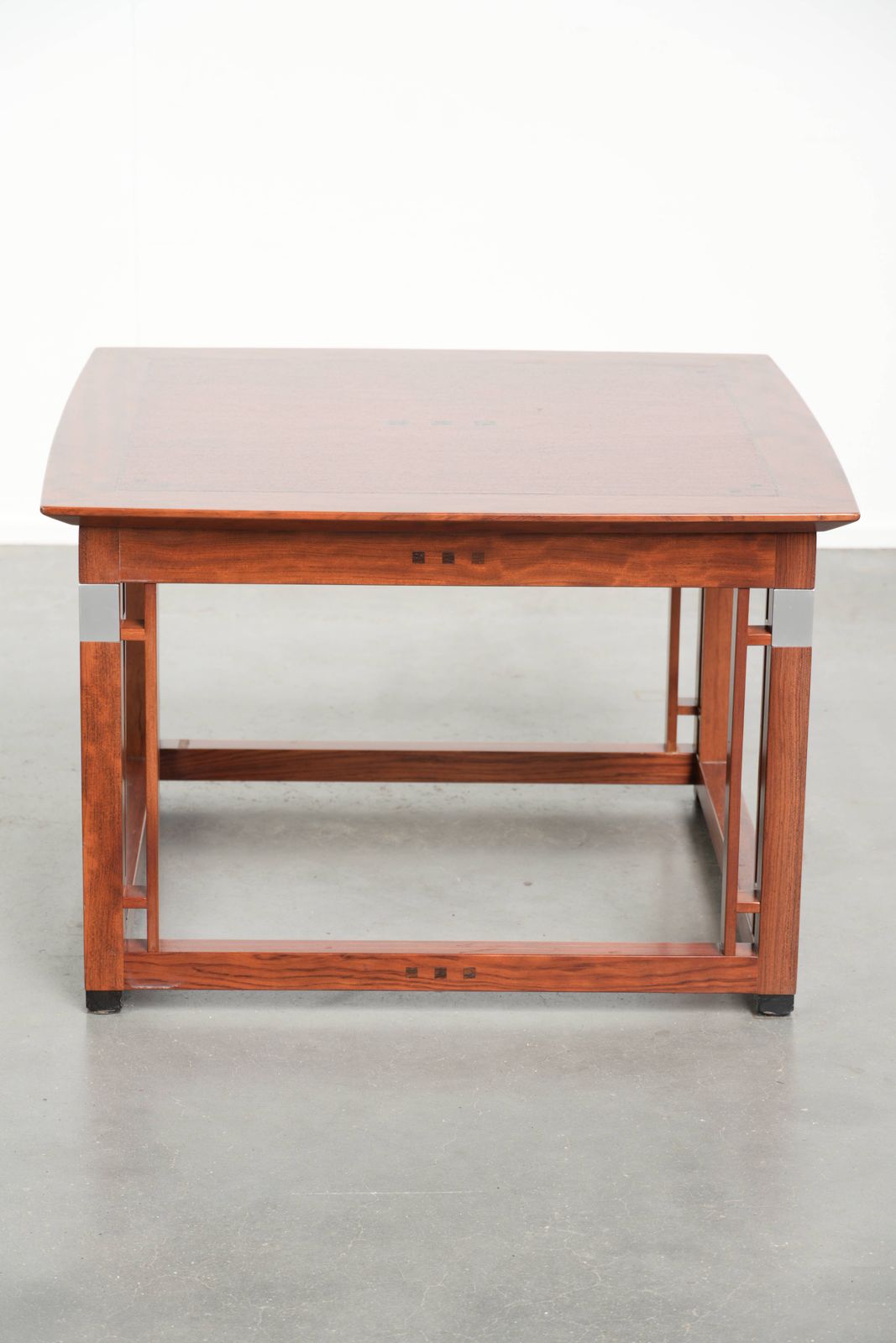 Vierkante salontafel in art deco stijl, Schuitema Decoforma photo furniture