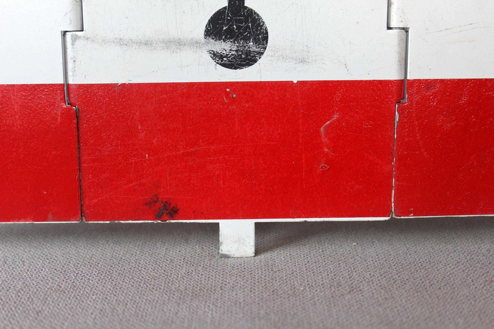photo buy Groot vintage Europees stalen opvouwbaar A51 driehoekig verkeerswaarschuwingsbord, drie opvouwbare secties, rood en wit, Belgium Rog, gevaar