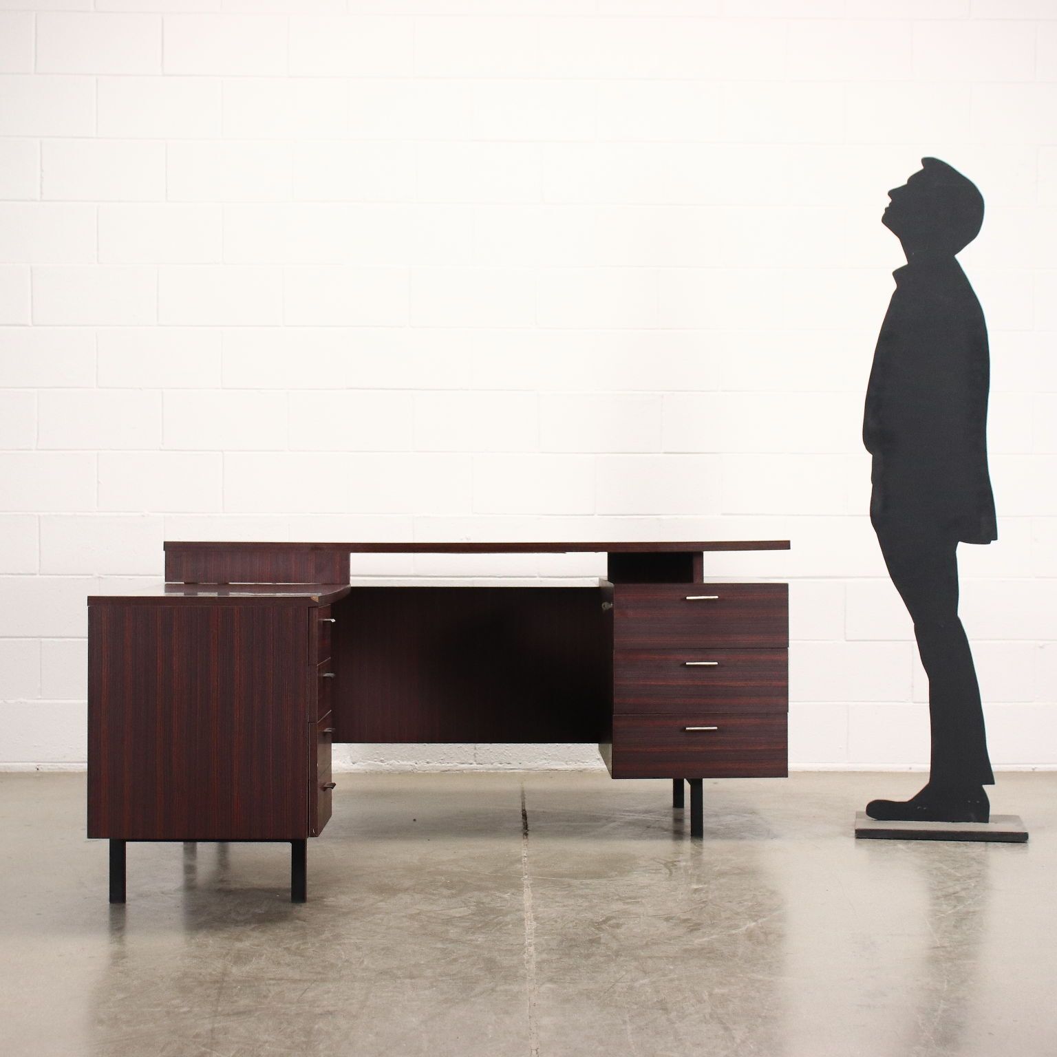 Bureau Laminaat Italië jaren 1960 photo for sale