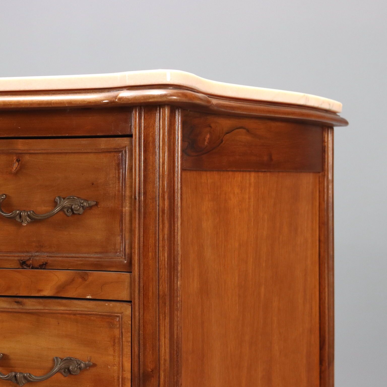 Commode de style baroque en noyer, 3 tiroirs, XXe siècle photo 600.0