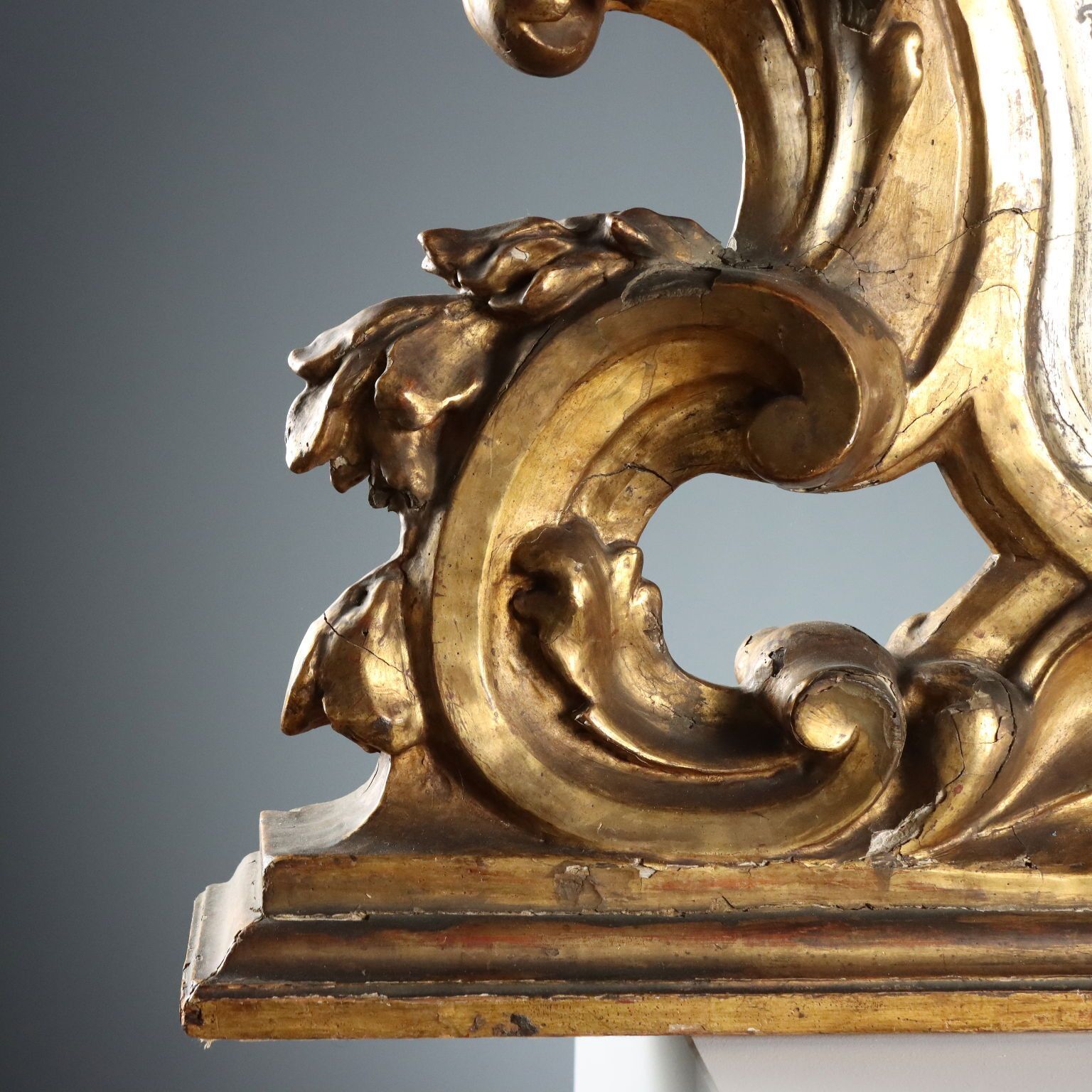 Baroque Style Giltwood Cantaglorie photo vintage