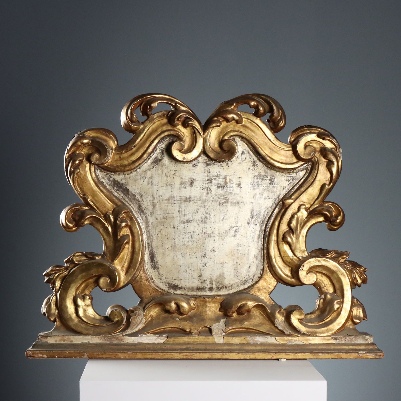 photo for sale Baroque Style Giltwood Cantaglorie
