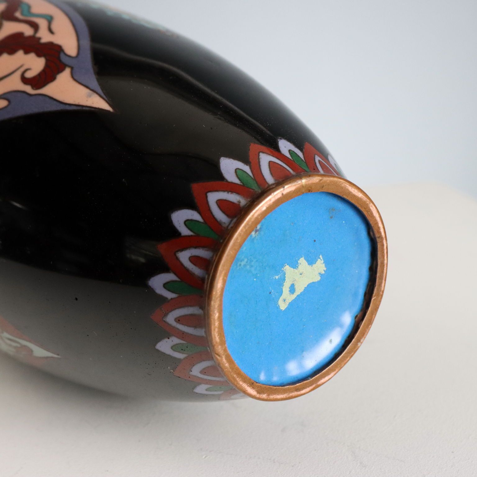 photo for sale Vase d'époque en métal cloisonné, Japon, ère Meiji 1868-1912