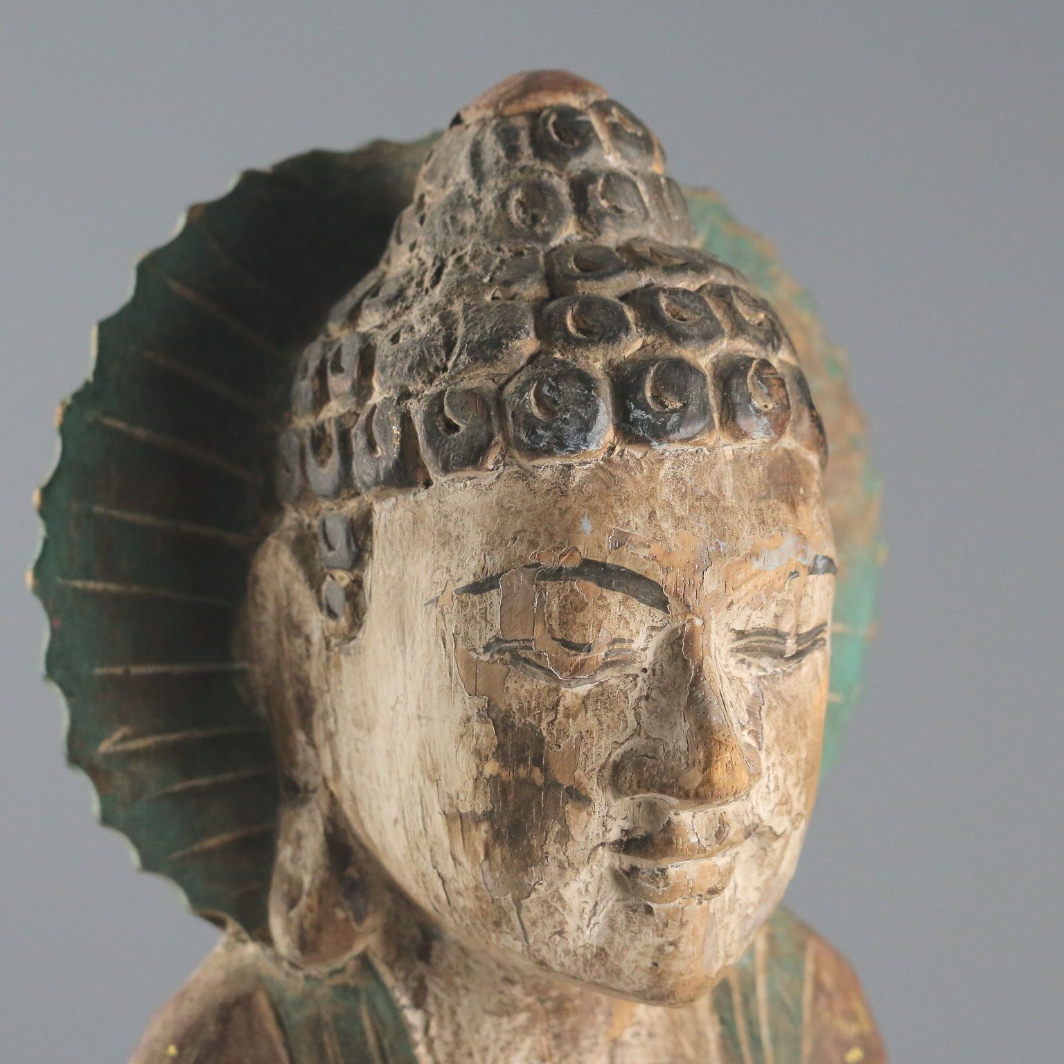 Sculpture de Bouddha en bois sculpté photo Art